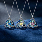 ✨Halsband med keltiskt treenighetsknut och födelsesten